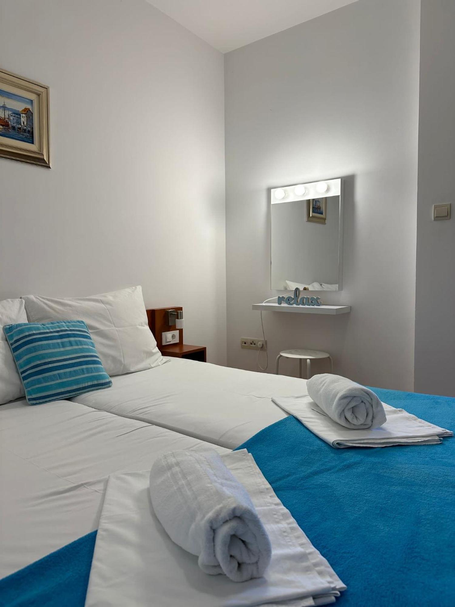 Apartmani Samec Novalja Bagian luar foto