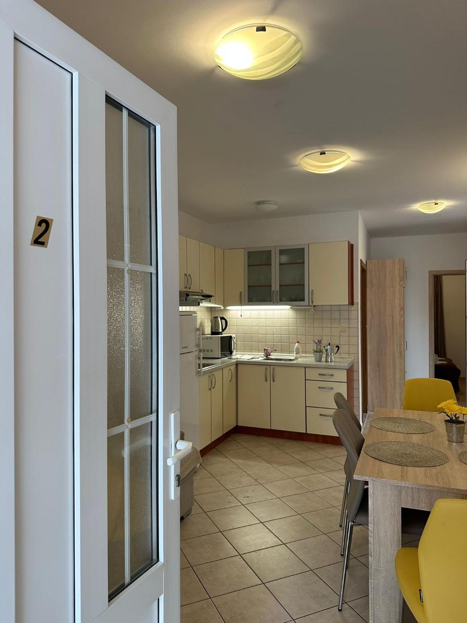 Apartmani Samec Novalja Bagian luar foto
