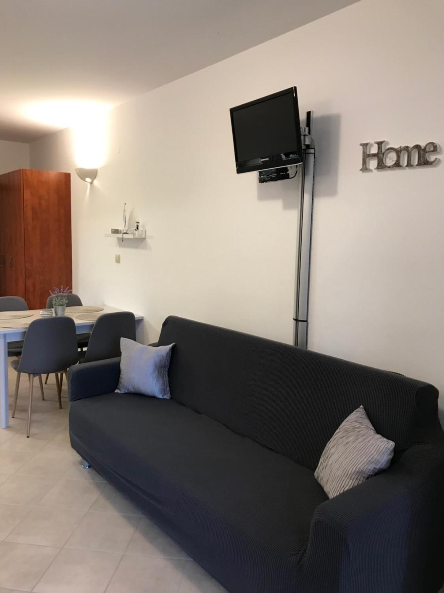 Apartmani Samec Novalja Bagian luar foto