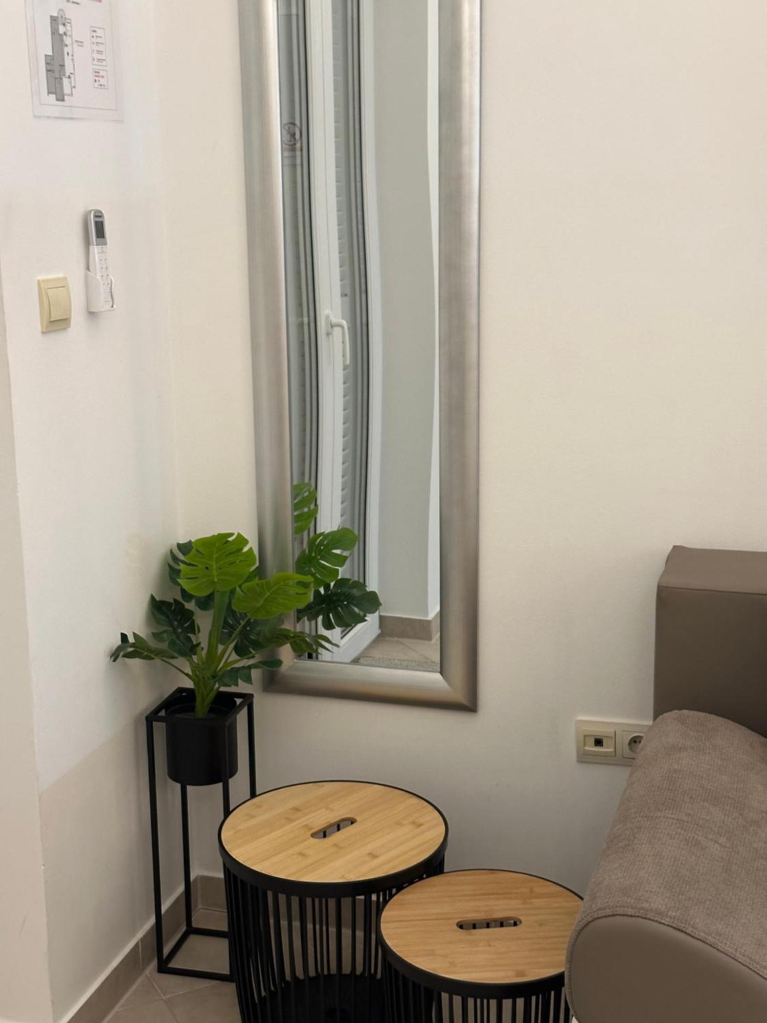 Apartmani Samec Novalja Bagian luar foto